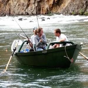 Meet your Posher, Larissa